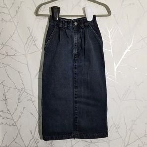 Yves St. Martin VTG Pleated Front Midi Denim Skirt